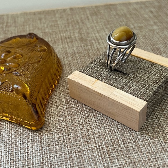 Vintage Sterling Silver Tiger Eye Ring - Picture 6 of 8